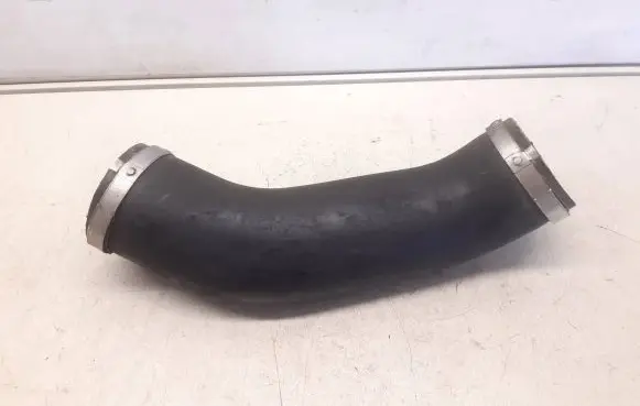 Audi A8 S8 D4 4H Intercooler hose/pipe 4H0145737R
