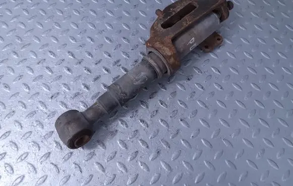 Rolls-Royce Silver Shadow Front bumper shock/impact absorber UR18918 UR18163