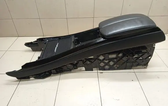 BMW X5 E70 Center console