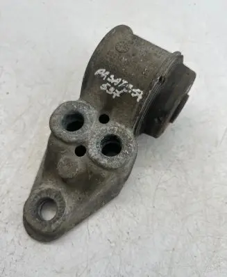 Volkswagen PASSAT B5.5 Rear axle beam mounts housing 4B0501521E