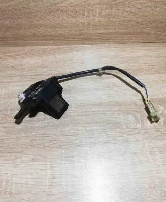 Rover 214 - 216 - 220 Central locking motor Rover218 Frontrightside