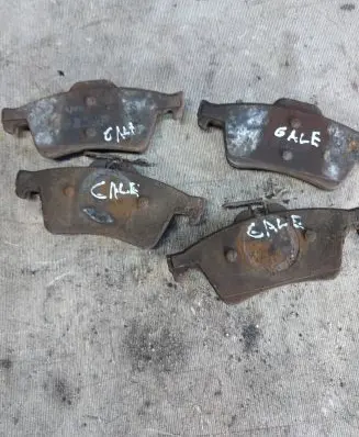 Renault Espace - Grand espace IV Brake pads (rear) 