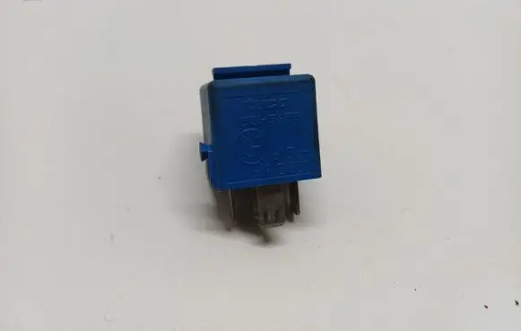 BMW 3 E90 E91 Other relay 61366915327