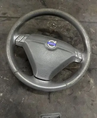 Volvo S60 Steering wheel