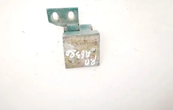 Peugeot Partner Front door upper hinge