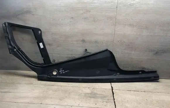 BMW 5 F10 F11 Engine bonnet/hood lock trim molding 7019803 74850610