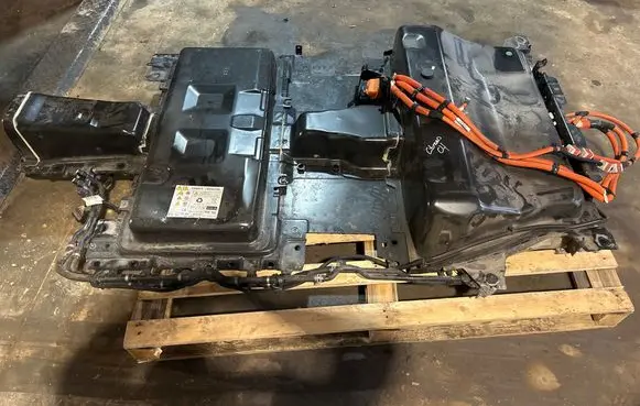 Citroen C4 X Hybrid / electric car battery 9862990280 0221167 3400080007072