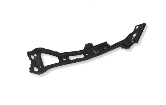 Audi A5 Fender mounting bracket 8W6821131B