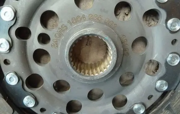 Mercedes-Benz E W124 Clutch pressure plate 1864985001