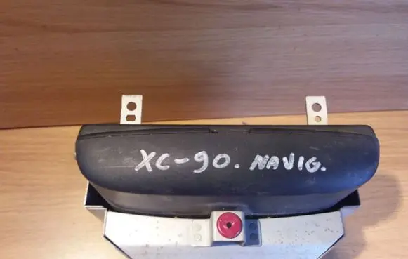 Volvo XC90 Screen/display/small screen 306562451 020435 V0278033030050