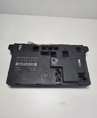 Mercedes-Benz E W211 Door control unit/module 2118208185