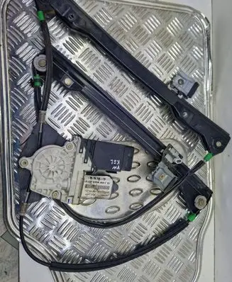 Volkswagen New Beetle Front door window regulator with motor 1J2959801D