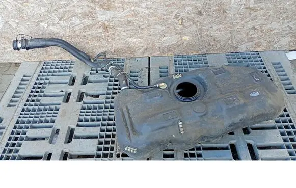 Opel Corsa D Fuel tank 13216557