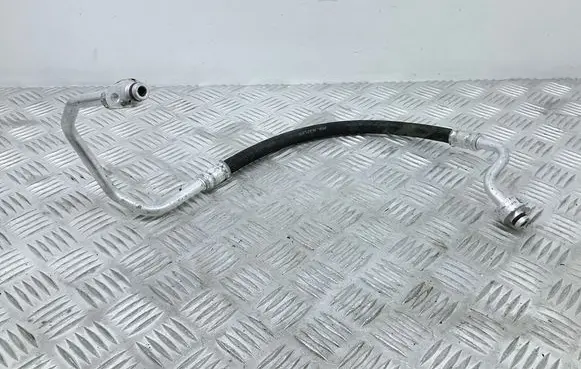 Volkswagen PASSAT B8 Air conditioning (A/C) pipe/hose 3Q0816721A
