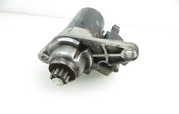 Skoda Fabia Mk1 (6Y) Starter motor 02T911023G