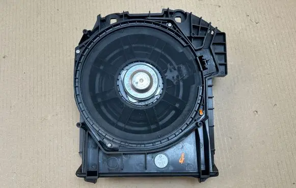 BMW 5 F10 F11 Subwoofer speaker 9195199