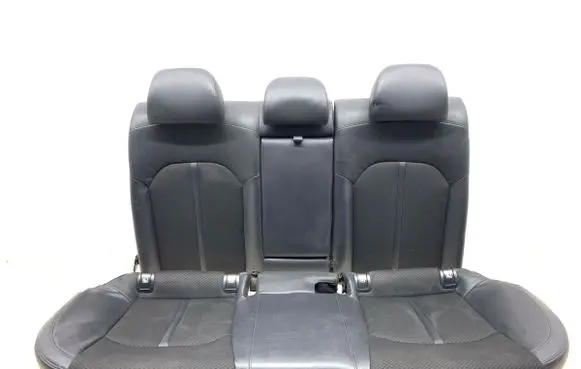 KIA Optima Second row seats 