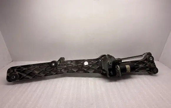 Front wiper linkage and motor