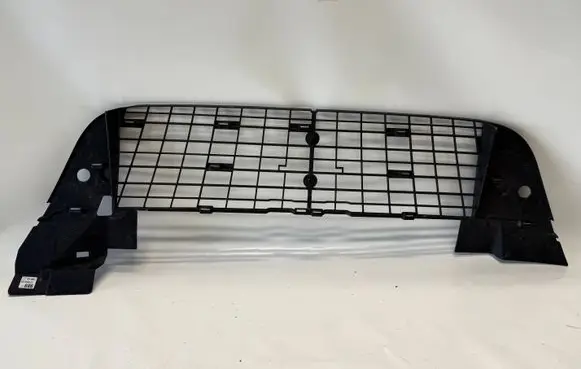 Renault Master III Front bumper upper radiator grill 0001045706