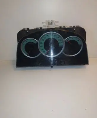 Toyota Corolla Verso E121 Speedometer (instrument cluster) 838000F091