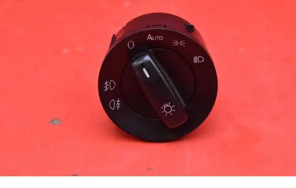 Volkswagen Golf IV Light switch 113462