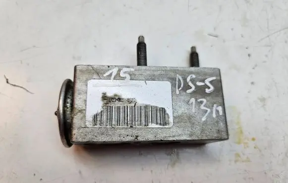 Citroen DS5 Air conditioning (A/C) expansion valve 