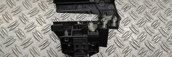 Audi Q5 SQ5 Battery relay fuse 4F0915519