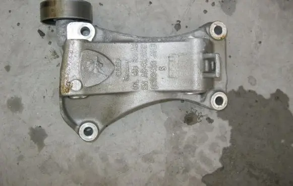 Audi R8 42 Engine 07L903805AB