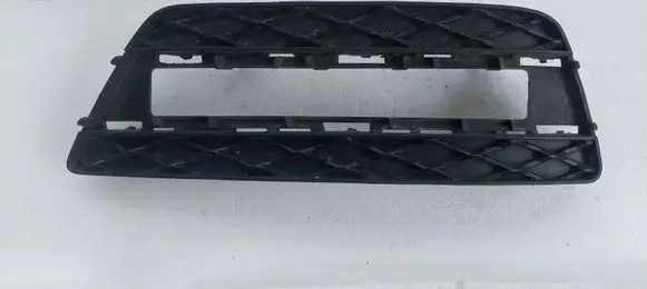 Mercedes-Benz GL X166 Front fog light trim/grill A1668201456 A1668844422