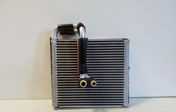 Polestar 2 Air conditioning (A/C) radiator (interior) SAEJ2842