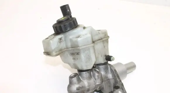 Volkswagen Tiguan Master brake cylinder