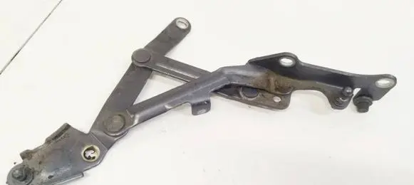 Mitsubishi Lancer X Tailgate/trunk/boot hinge