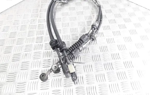 Toyota Avensis T250 Handbrake/parking brake wiring cable 