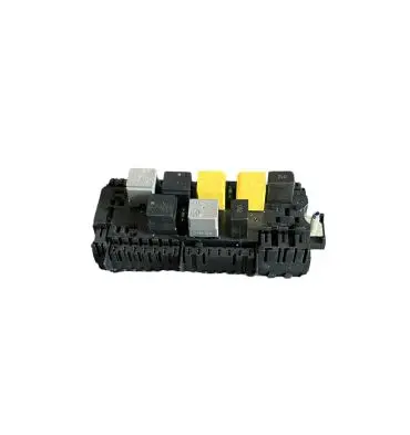 Mercedes-Benz ML W166 Fuse module A1669068201