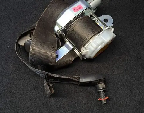 Hyundai i40 Front seatbelt 888203Z000RY