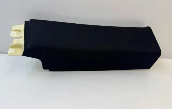 BMW 6 F12 F13 (B) pillar trim (top) 8051016