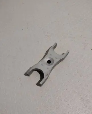 Skoda Superb B6 (3T) Fuel Injector clamp holder 03L216A V150