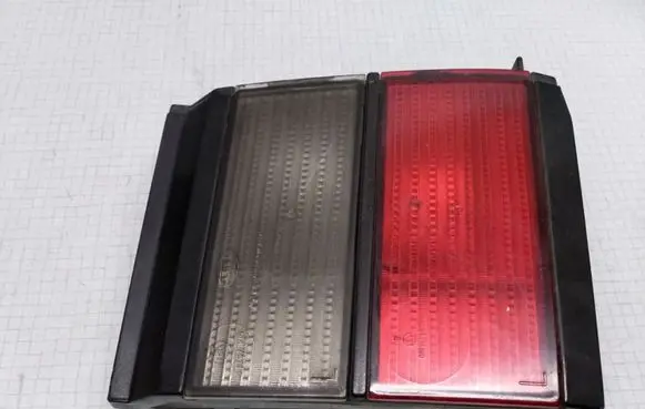 Volkswagen PASSAT B3 Tailgate rear/tail lights 357945107 133327 321945259