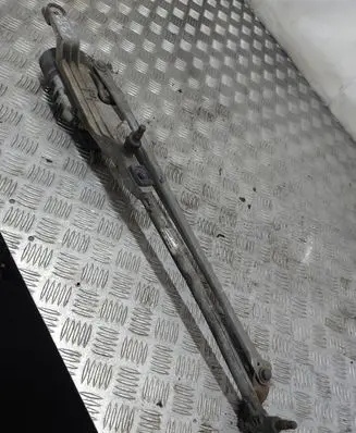 Ford Focus Front wiper linkage and motor 3397020776