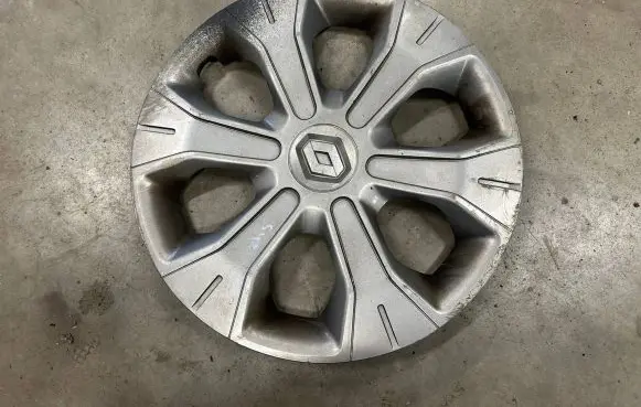 Renault Scenic III - Grand scenic III R15 wheel hub/cap/trim 403150011R