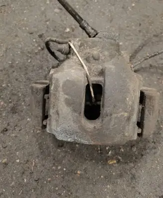 BMW X5 E53 Front brake caliper 1181900067 900067