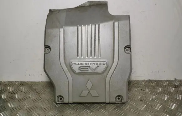 Mitsubishi Outlander Engine cover (trim)
