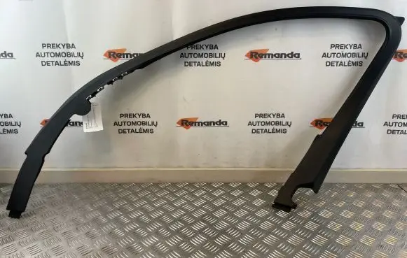 BMW 5 G30 G31 G38 Front door glass trim molding 7384930 51337384930