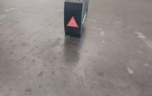 Hazard light switch