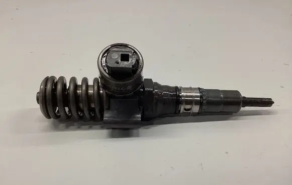 Audi A3 S3 A3 Sportback 8P Fuel injector 03G130073G