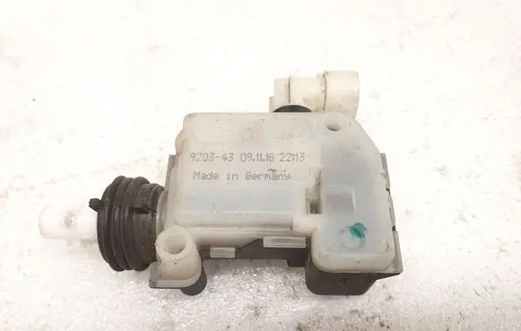 Tesla Model 3 Engine bonnet/hood lock/latch loop/hook 920343