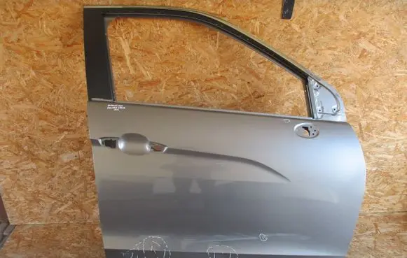 Mitsubishi Eclipse Cross Front door 