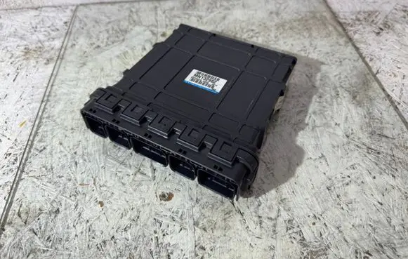 Mitsubishi Galant Engine control unit/module MN132982 E6T40078