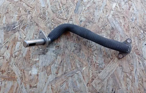 BMW 1 E81 E87 EGR valve line/pipe/hose 7563242