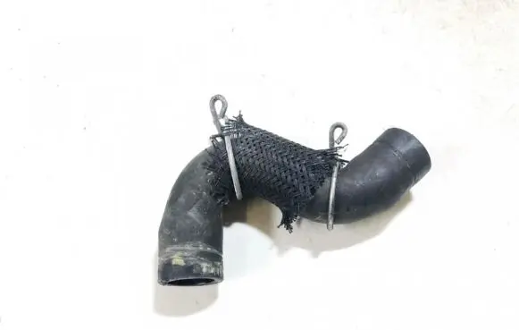 Toyota RAV 4 (XA30) Engine coolant pipe/hose